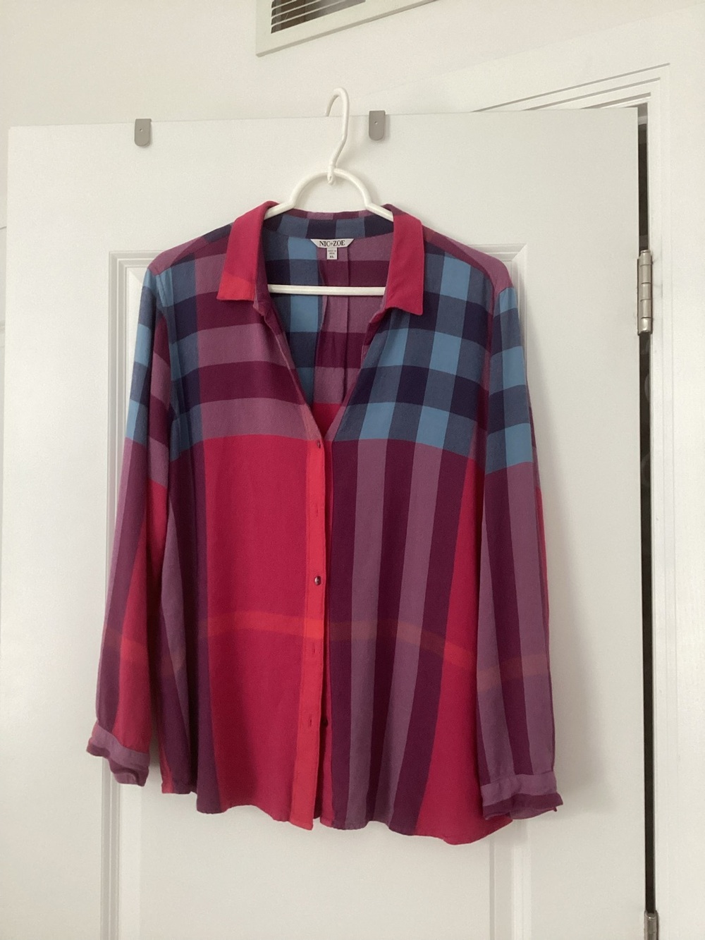 Nic + Zoe long sleeve shirt